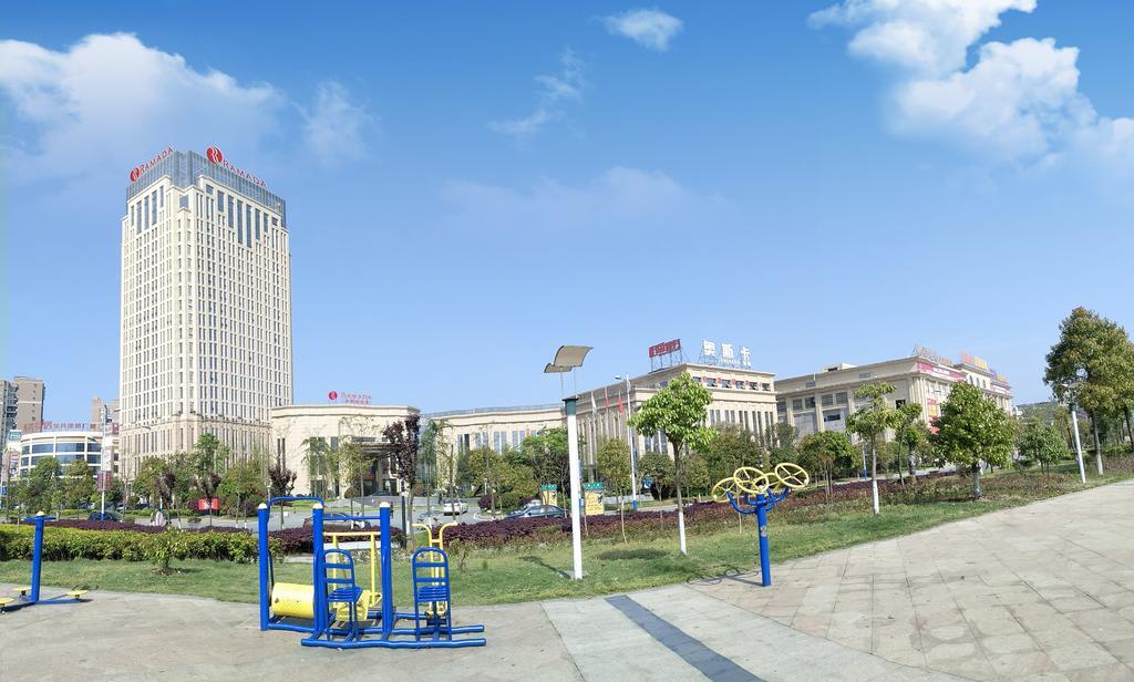 Hotel Ramada Yiyang Taojiang Exteriér fotografie