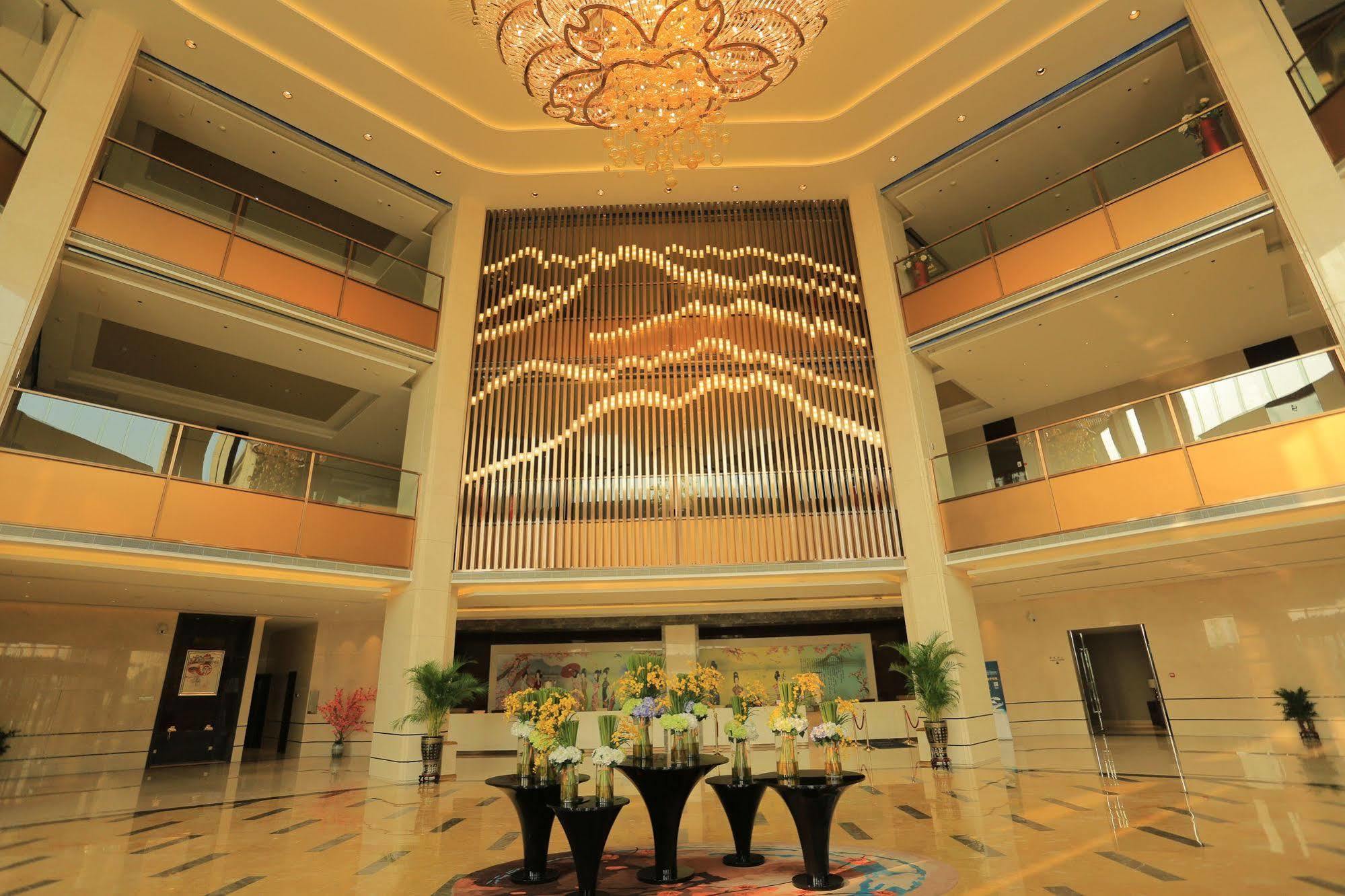 Hotel Ramada Yiyang Taojiang Exteriér fotografie