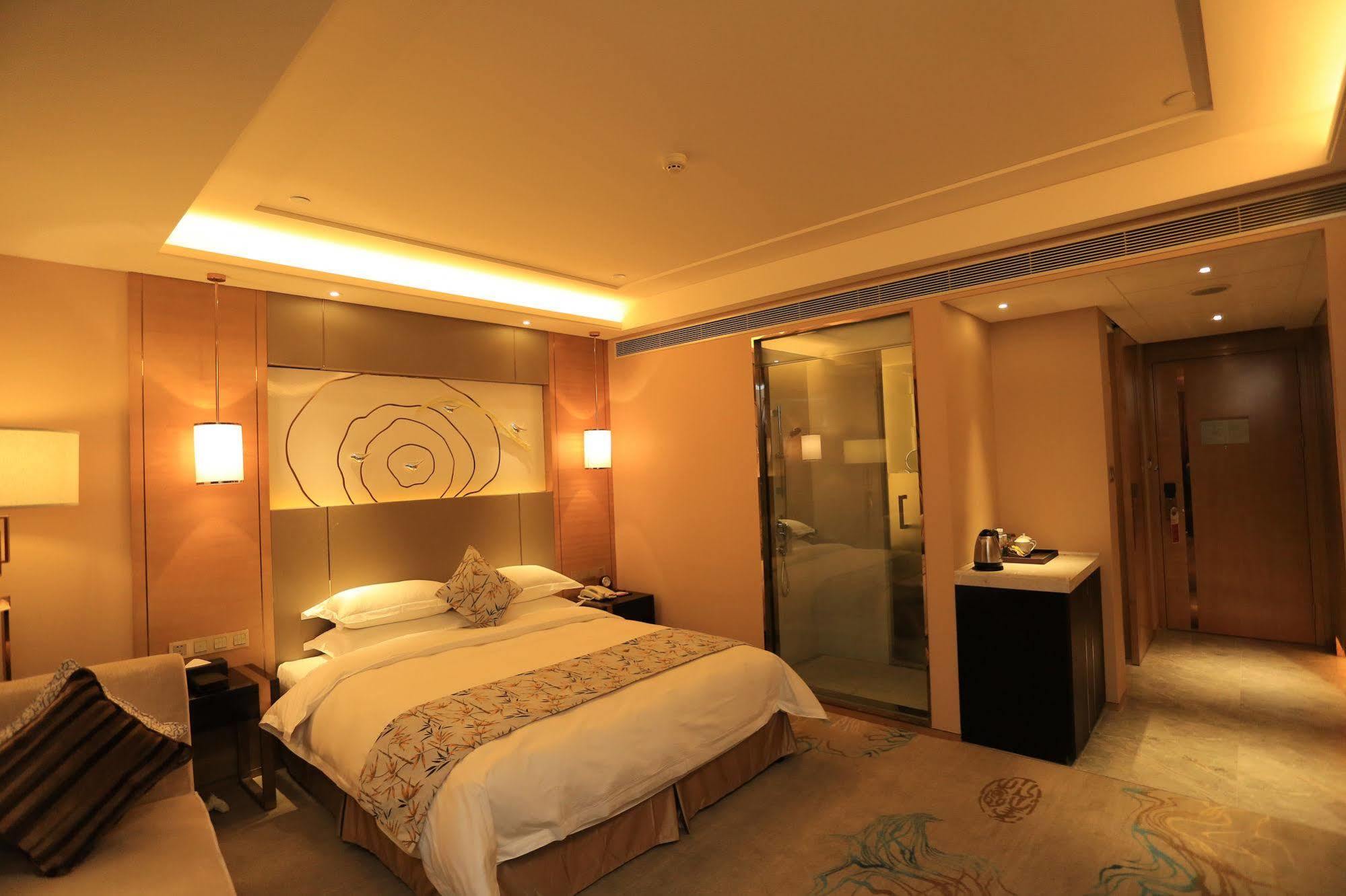 Hotel Ramada Yiyang Taojiang Exteriér fotografie