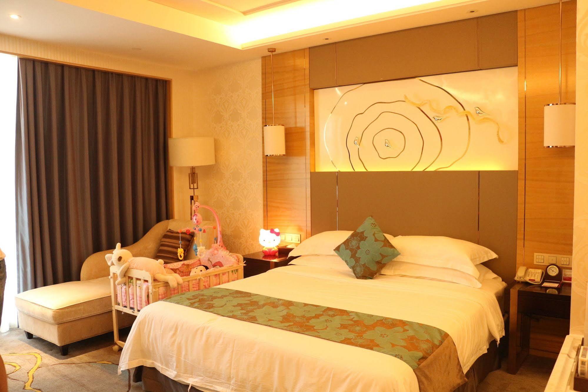 Hotel Ramada Yiyang Taojiang Exteriér fotografie